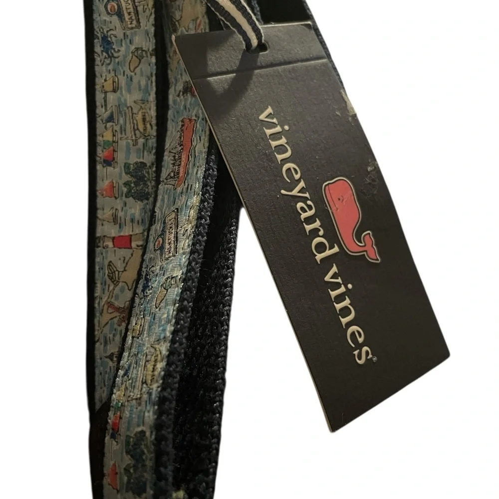 Vineyard Vines NWT Scenic Print Leash in Jake Blue